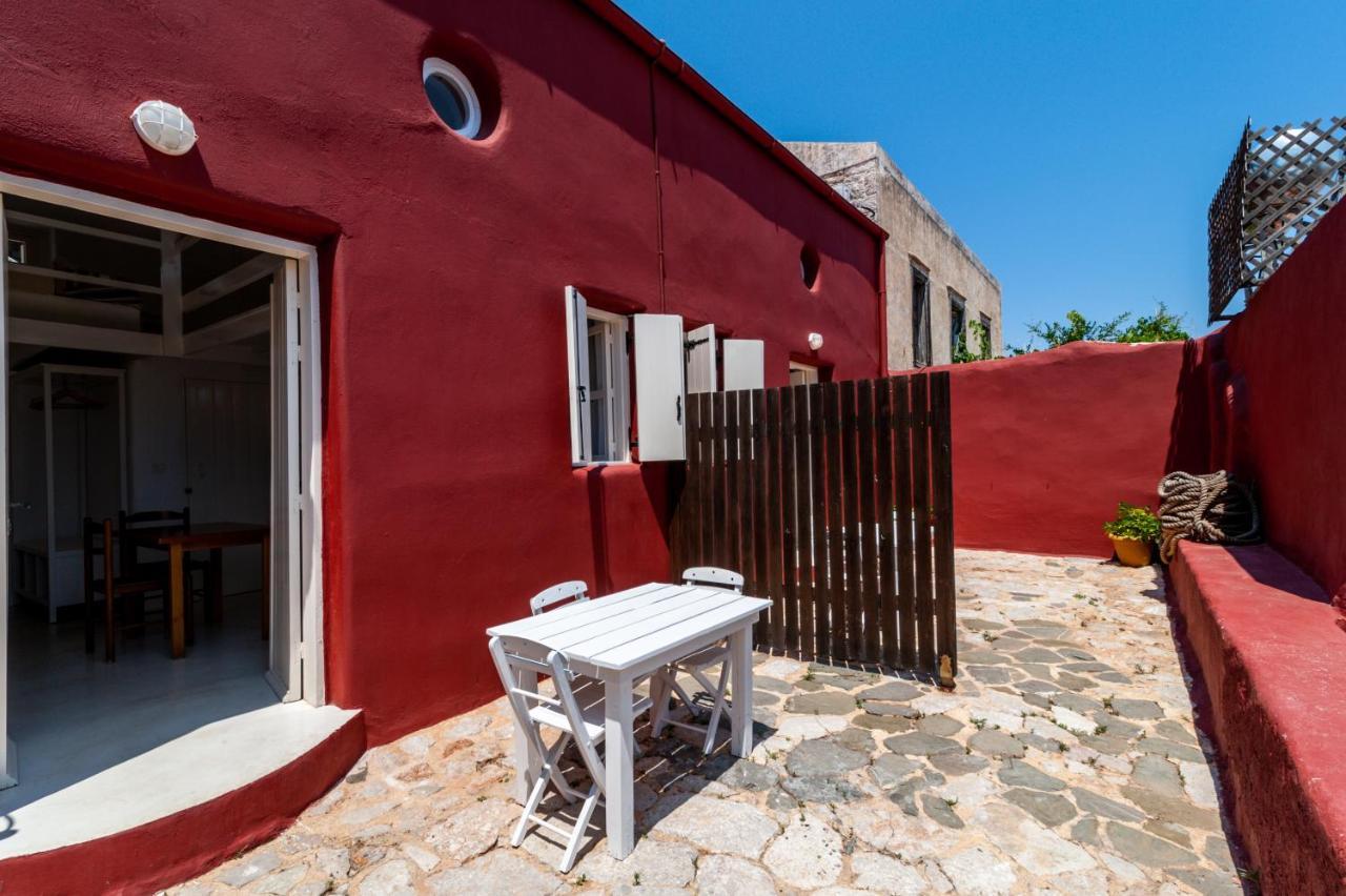 Atlantis Houses Chalki Town Eksteriør billede